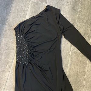 Gianni Bini Size L black dress one long sl…